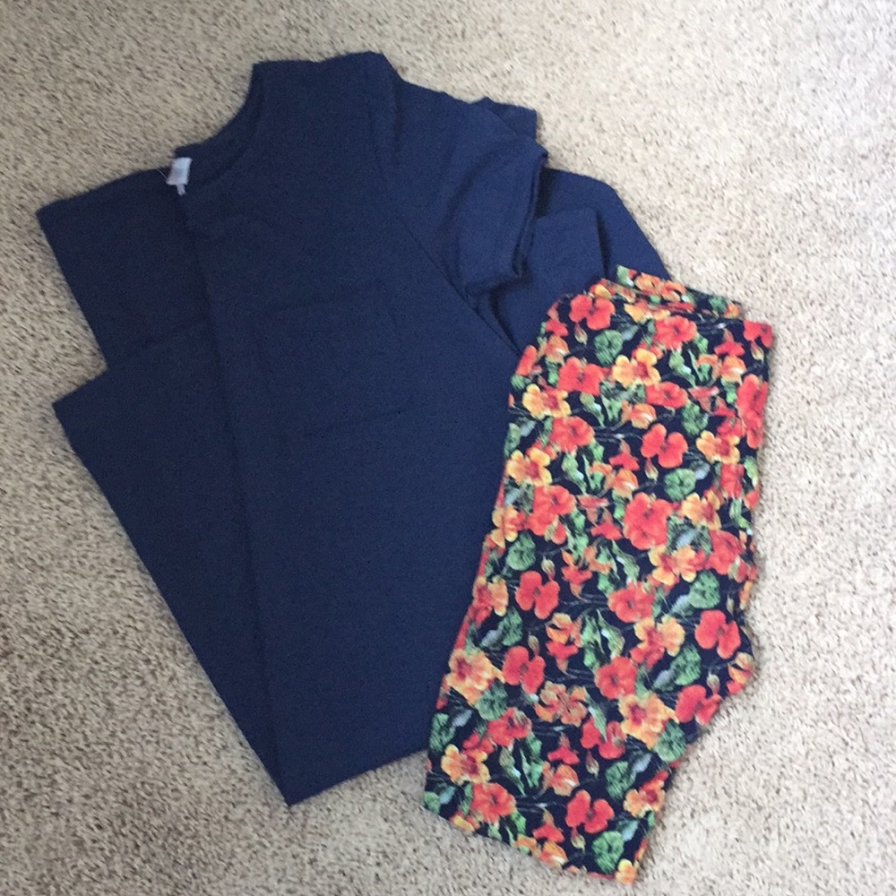 LulaRoe Carly and OS Leggings
